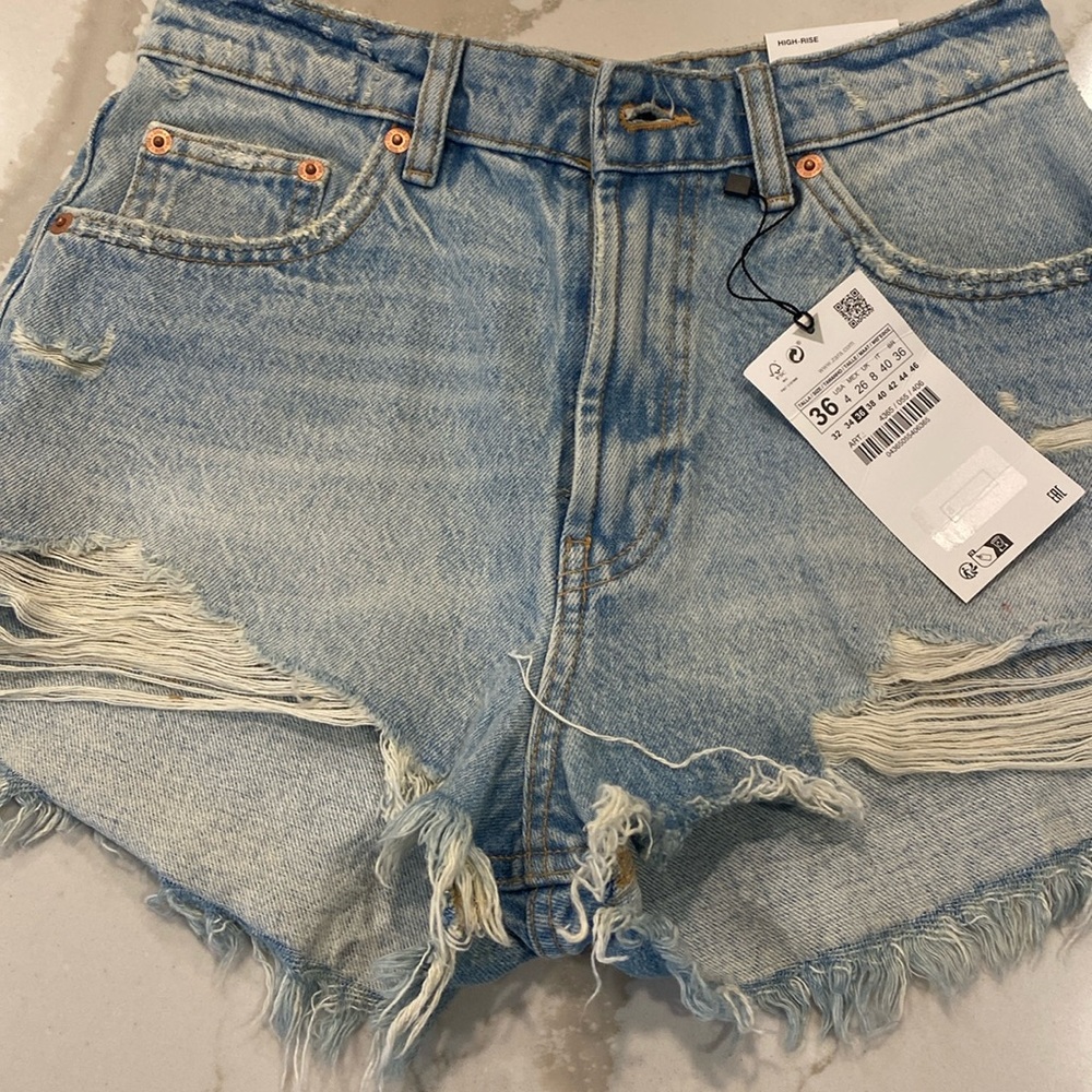 Brand new zara high waist jean shorts